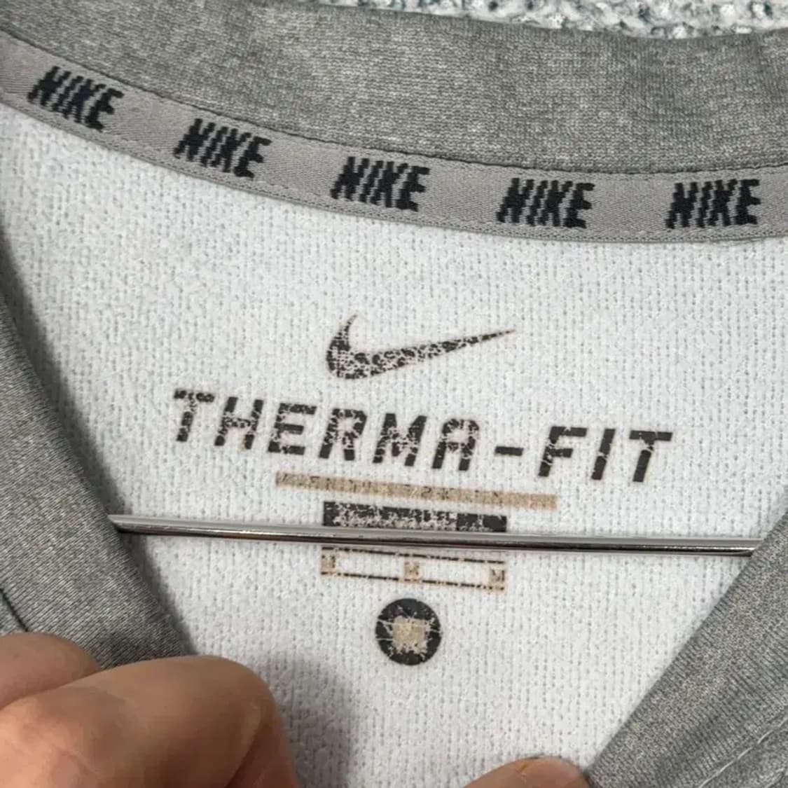 나이키 그레이 써마핏 기능성 맨투맨 M 상품이미지3
