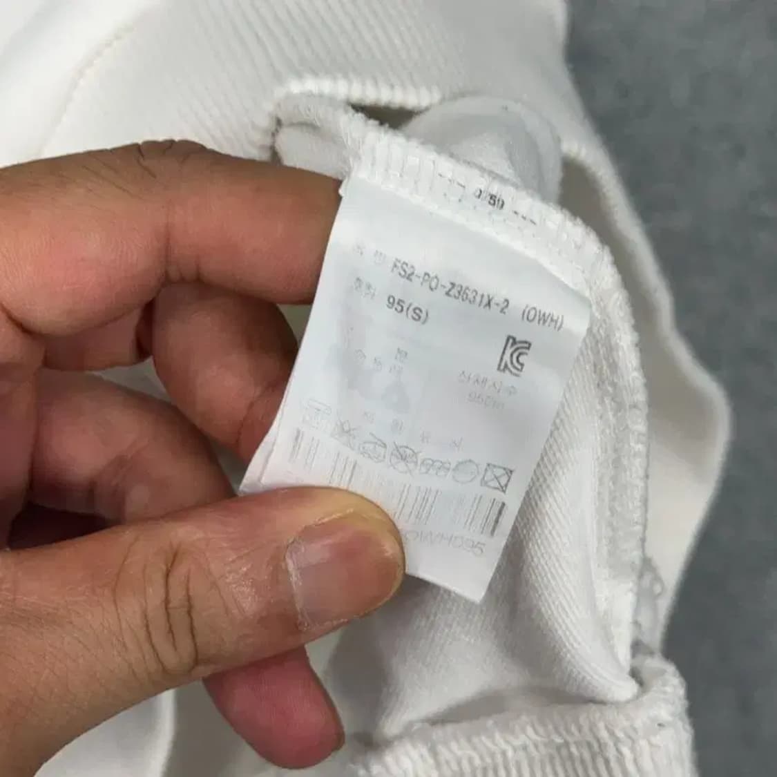 휠라 프린팅 사이드라인 맨투맨 S 상품이미지4