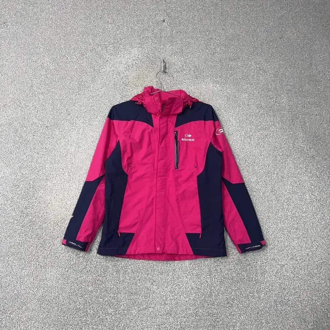 아이더 여성 디펜더 핑크 바람막이 S 상품이미지1