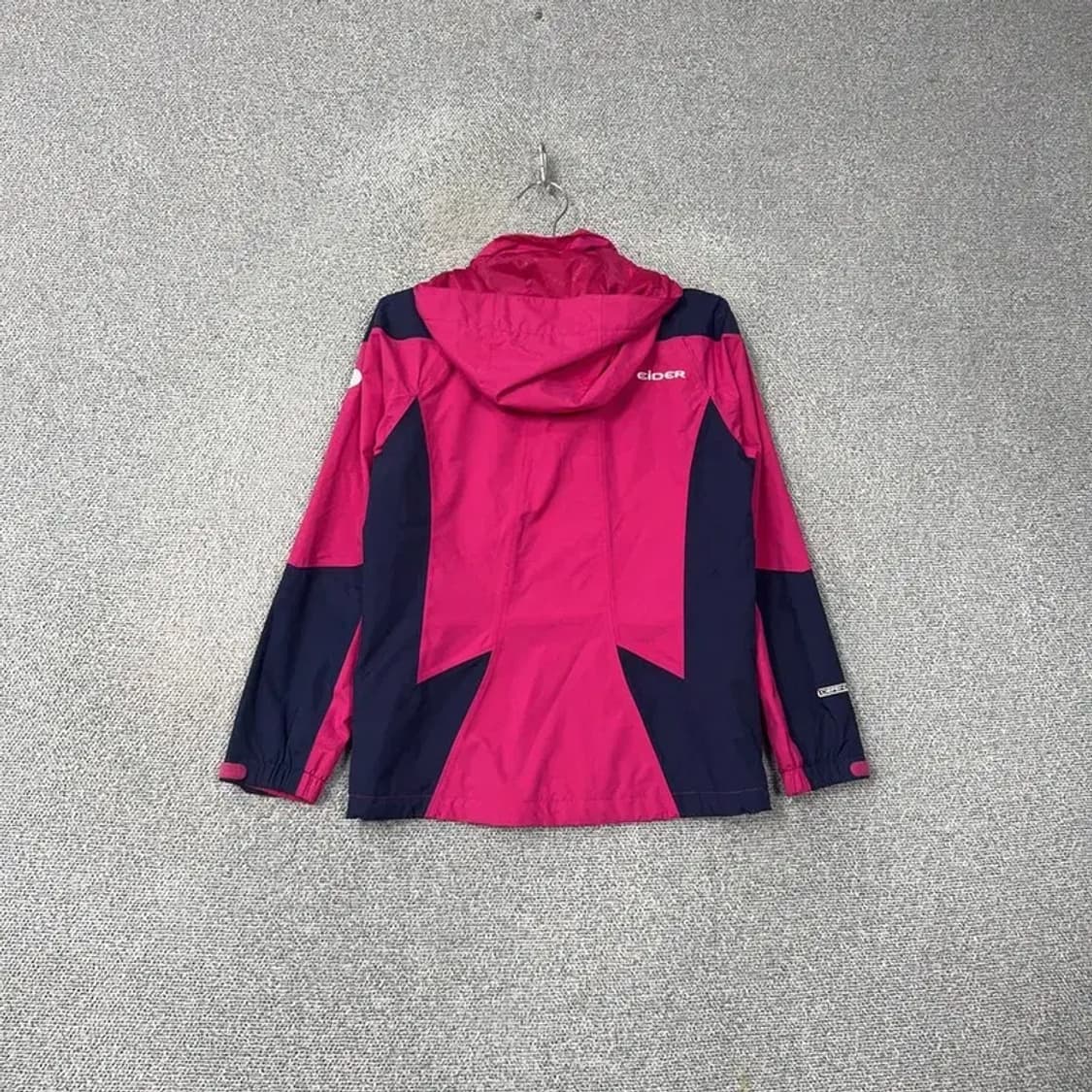 아이더 여성 디펜더 핑크 바람막이 S 상품이미지2
