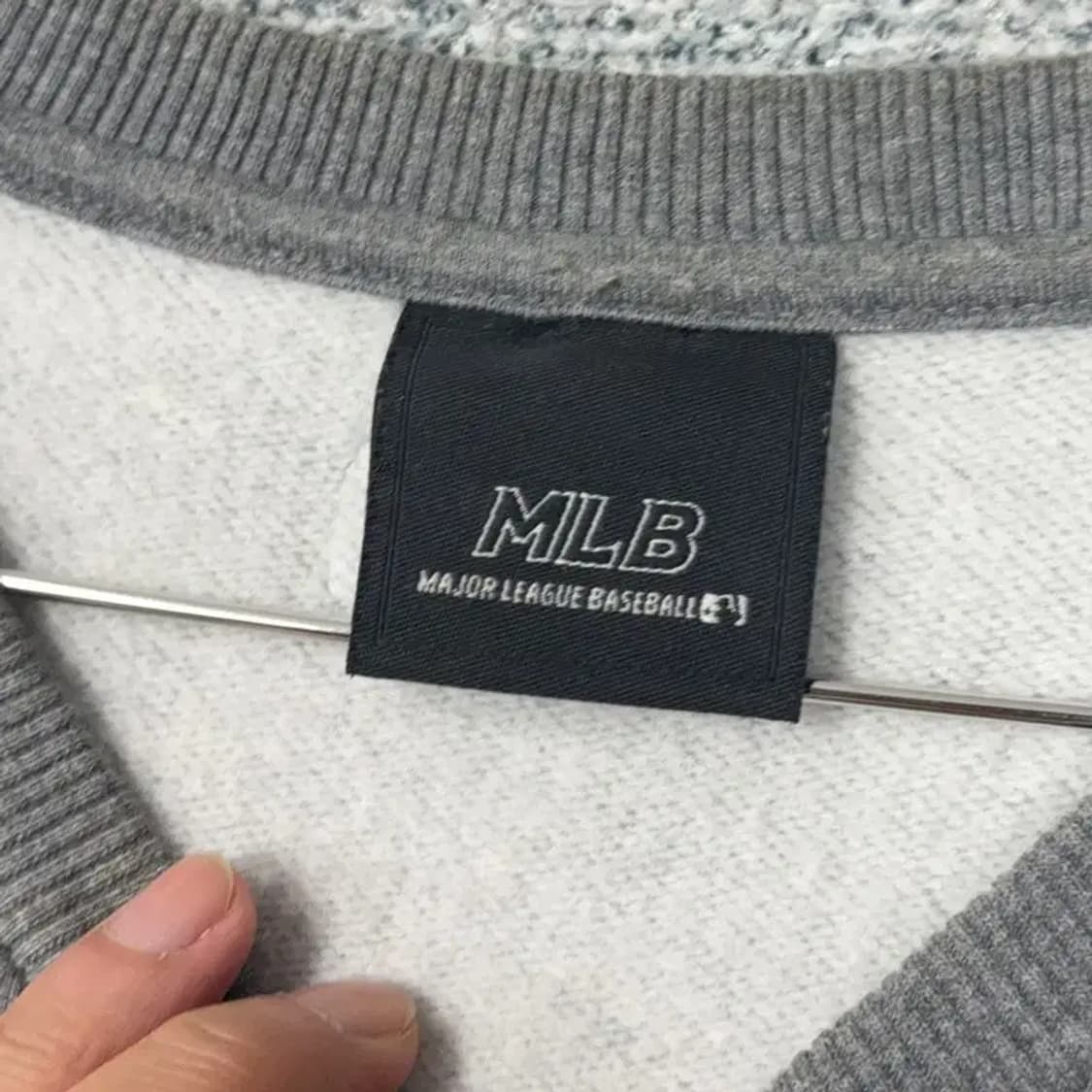 MLB 양키즈 프린팅 그레이 후드티 100 상품이미지3