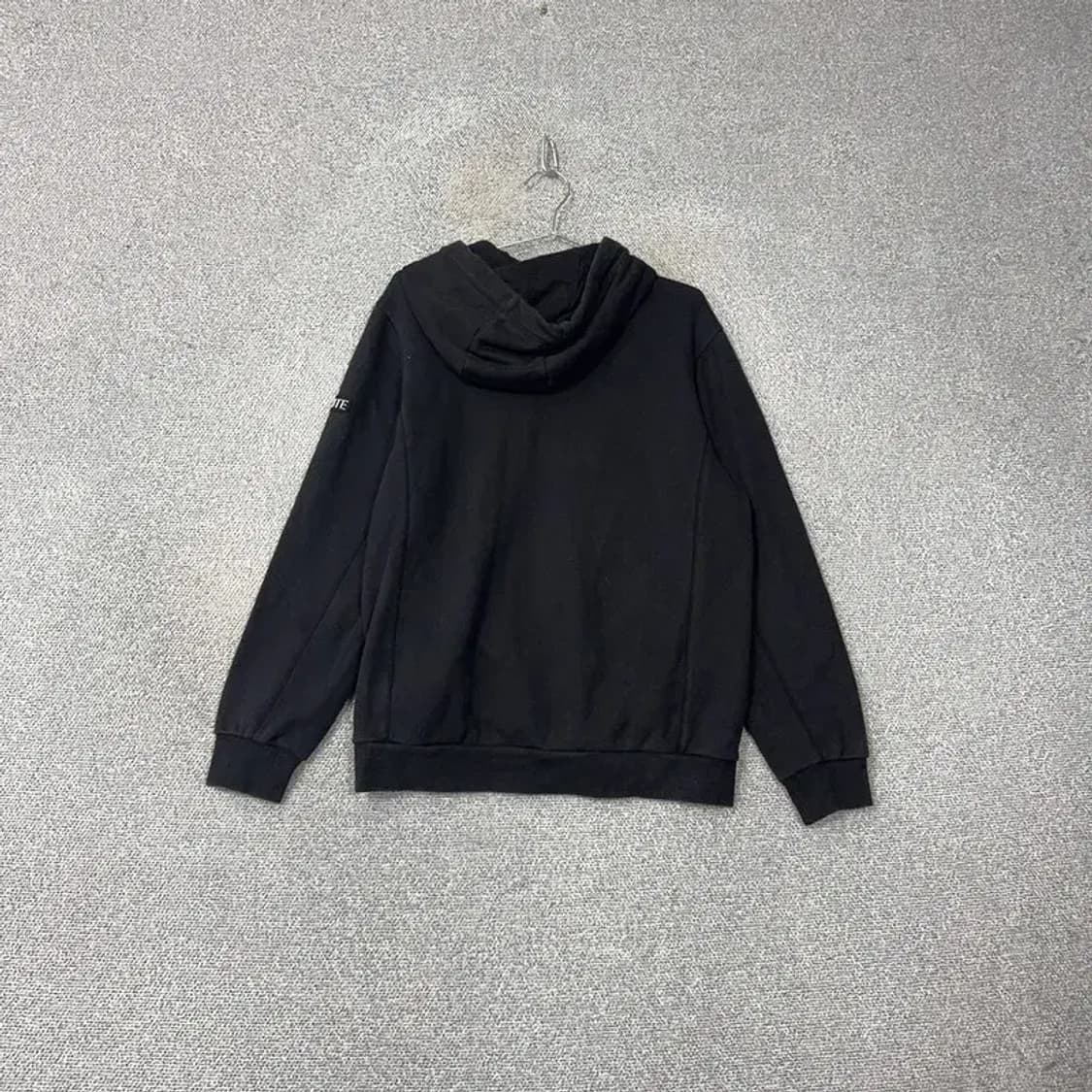 데상트 로고 블랙 후드티 L 상품이미지2