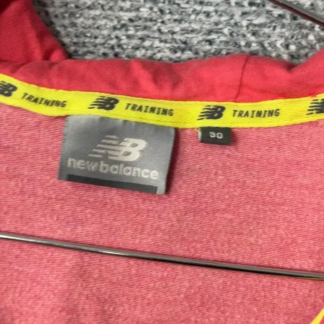 뉴발란스 코랄 핑크 투톤 후드집업 S 상품이미지5