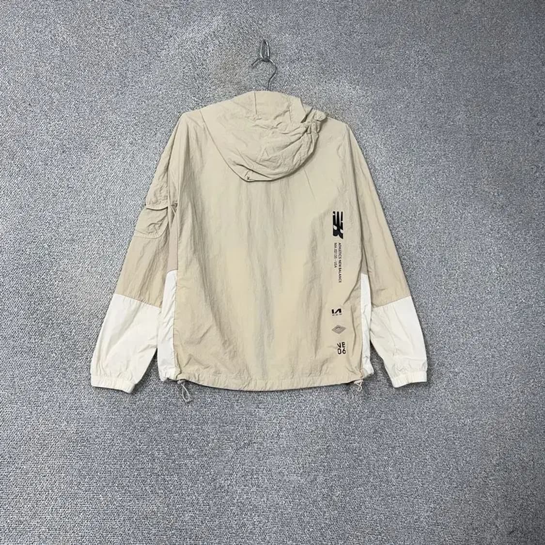 뉴발란스 베이지 투톤 바람막이 95 상품이미지2