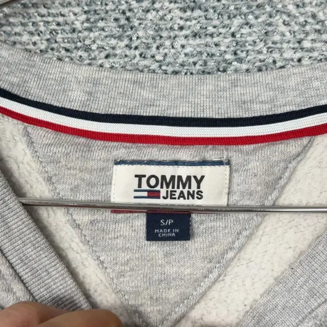 타미 진스 하단 로고 그레이 캐주얼 여성 맨투맨 S 상품이미지3