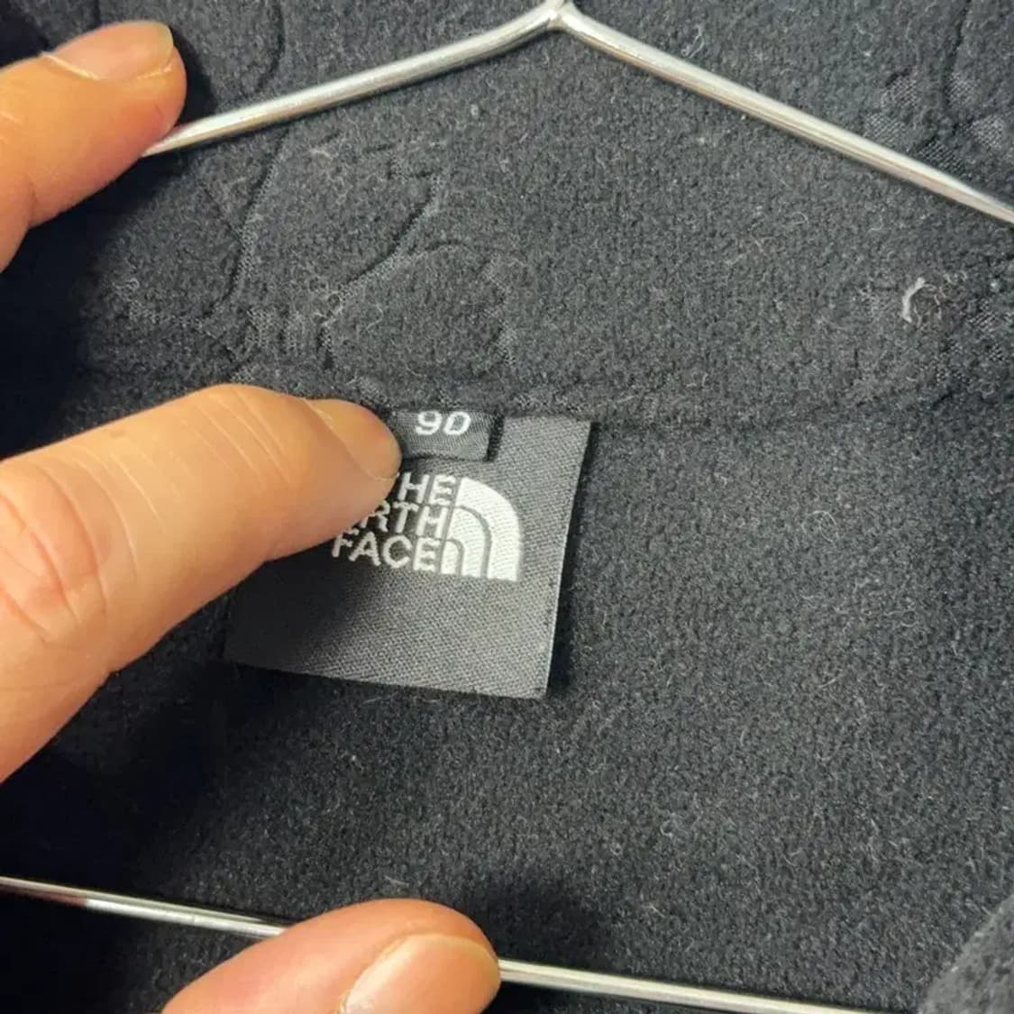 노스페이스 블랙 플라워 패턴 후리스 집업 90 상품이미지3