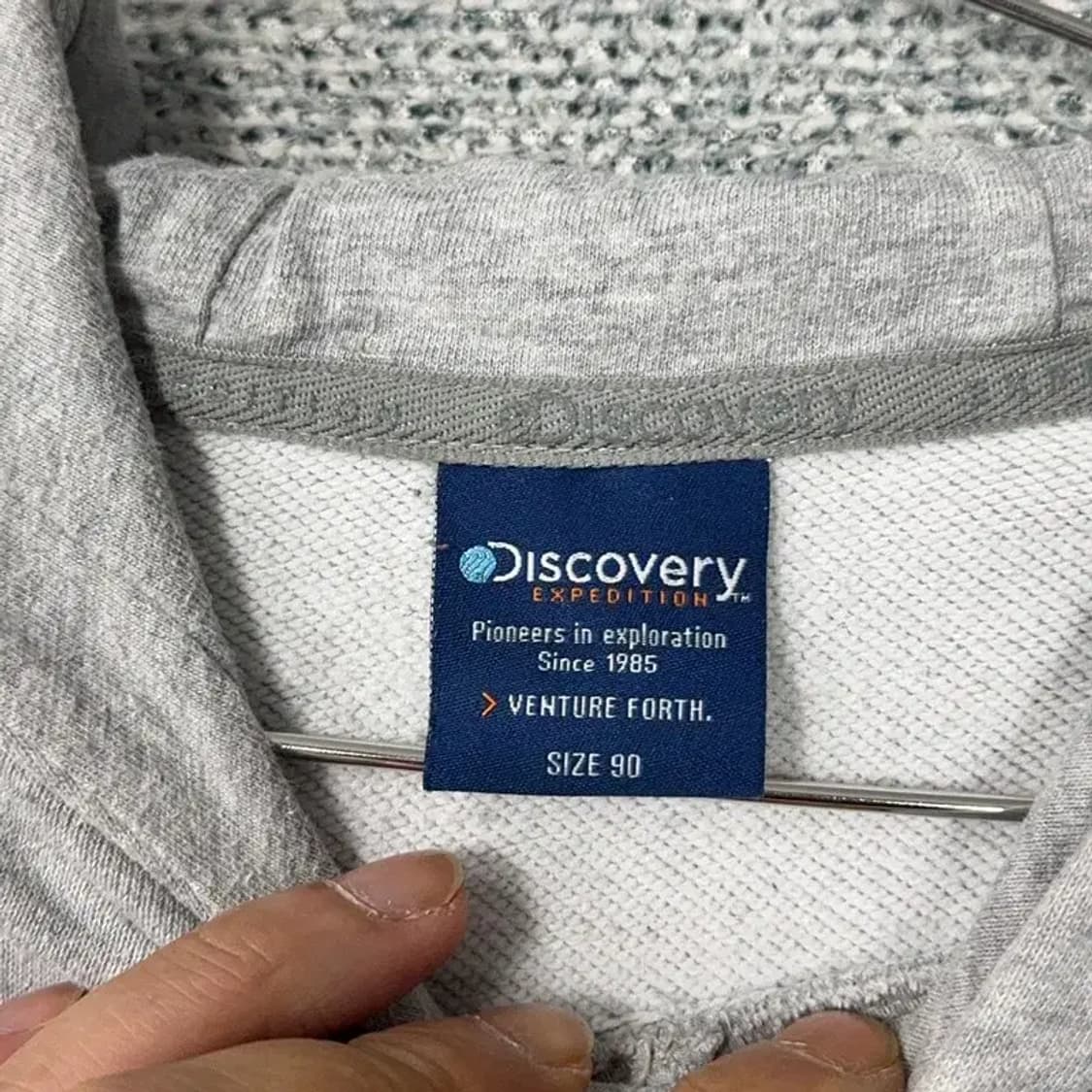 디스커버리 프린팅 로고 그레이 후드티 90 상품이미지3