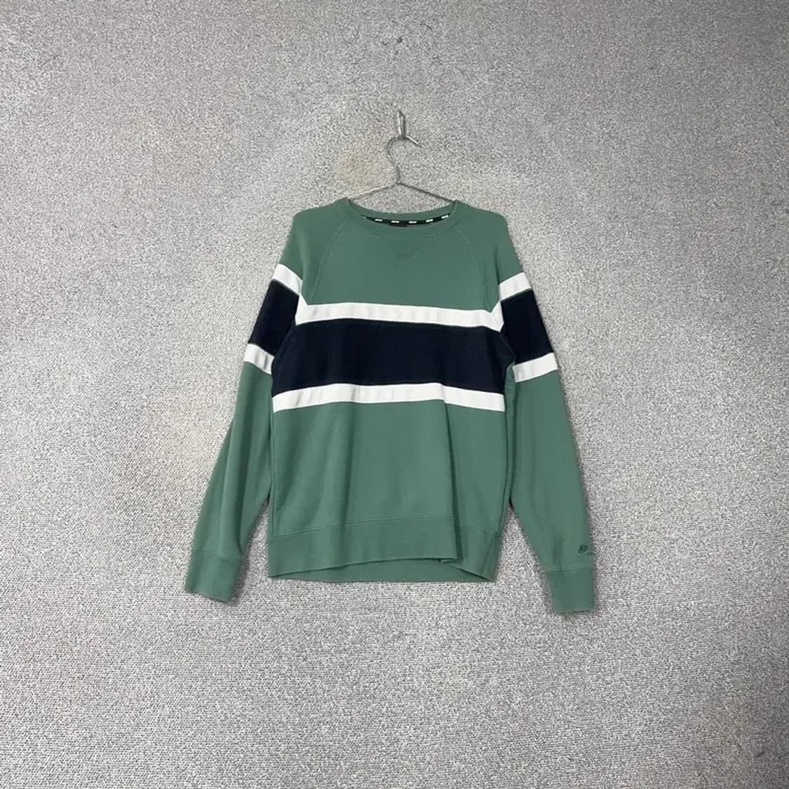 나이키 SB 캐주얼 맨투맨 M 상품이미지1