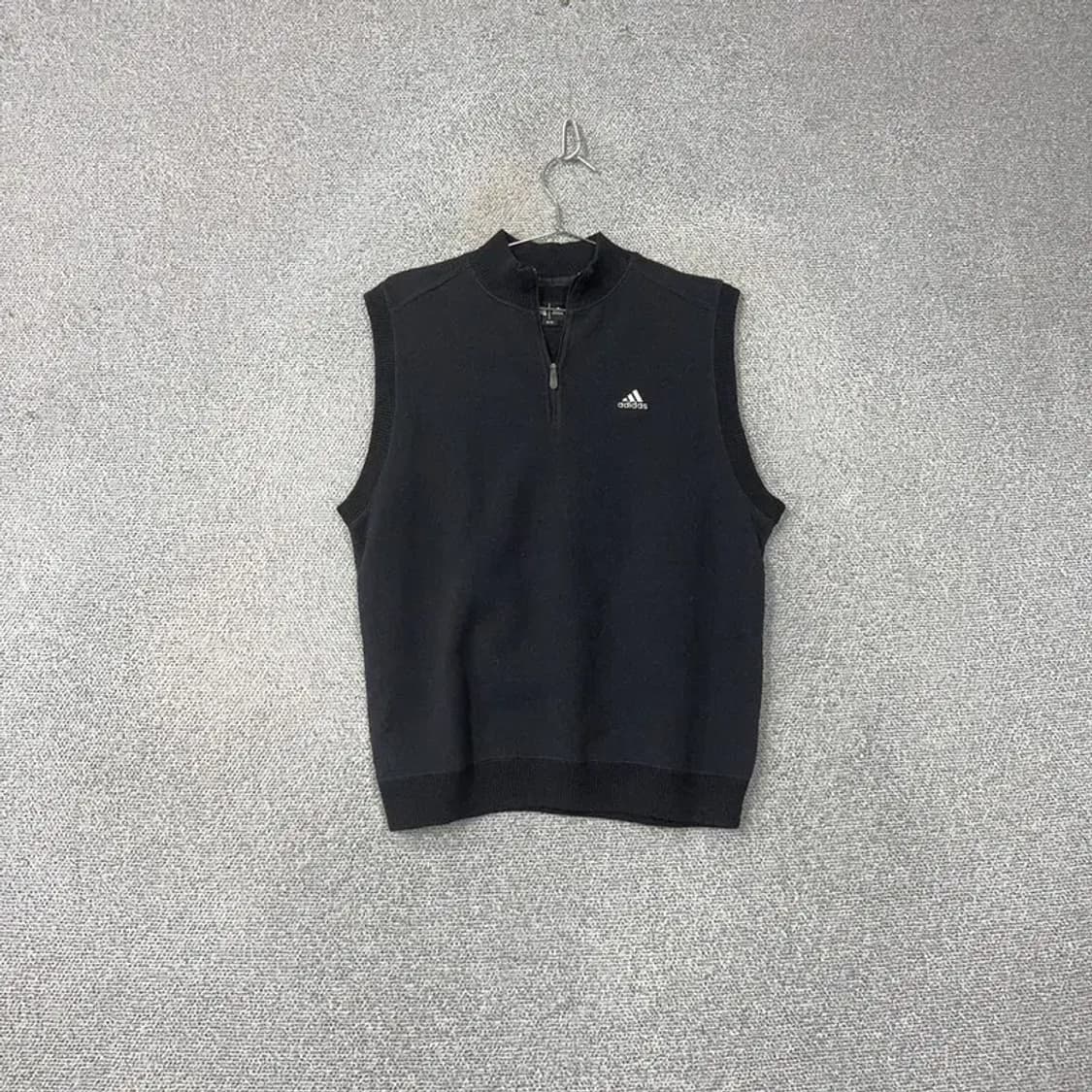 아디다스 블랙 로고 후리스 기모 반집업 조끼 M 상품이미지1