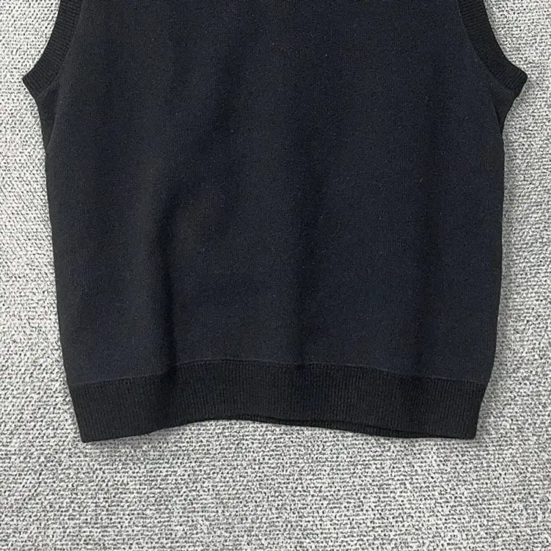 아디다스 블랙 로고 후리스 기모 반집업 조끼 M 상품이미지4