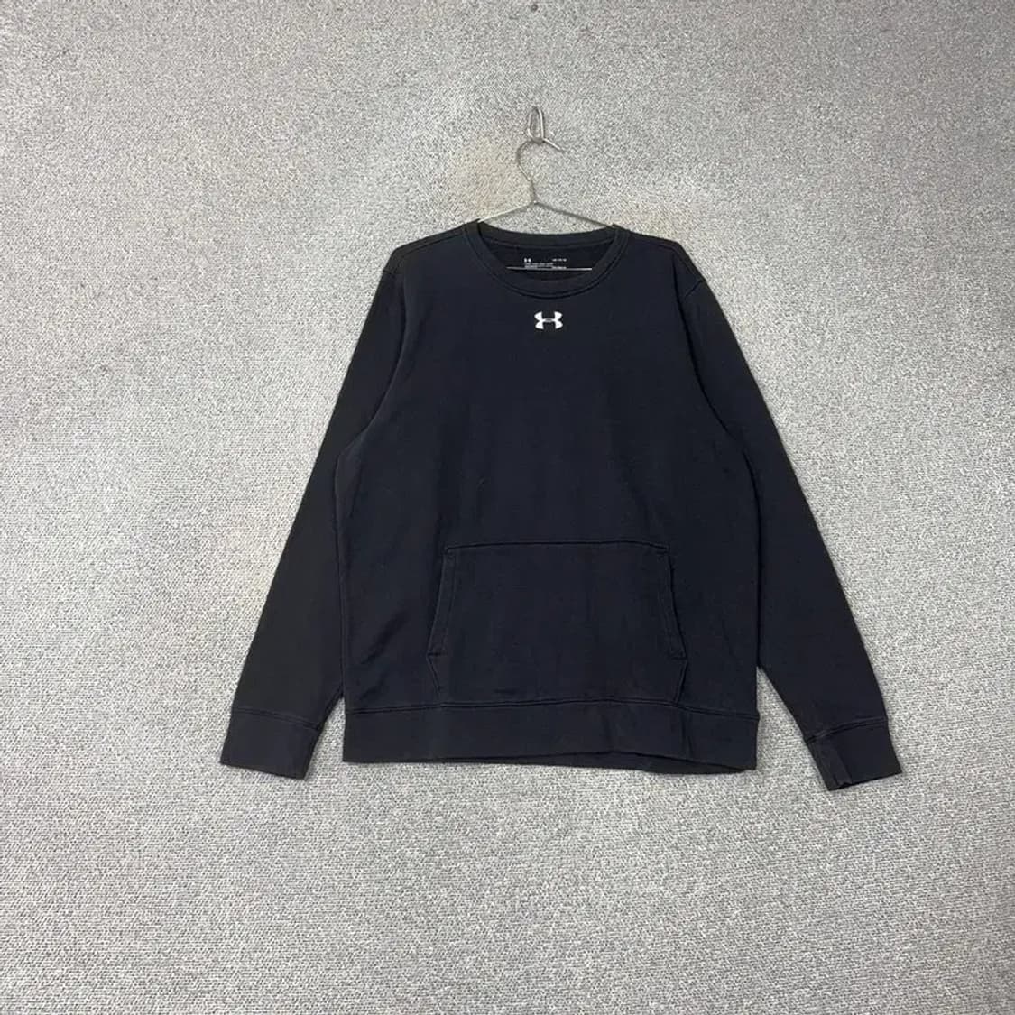 언더아머 블랙 센터 로고 남성 맨투맨 L 상품이미지1