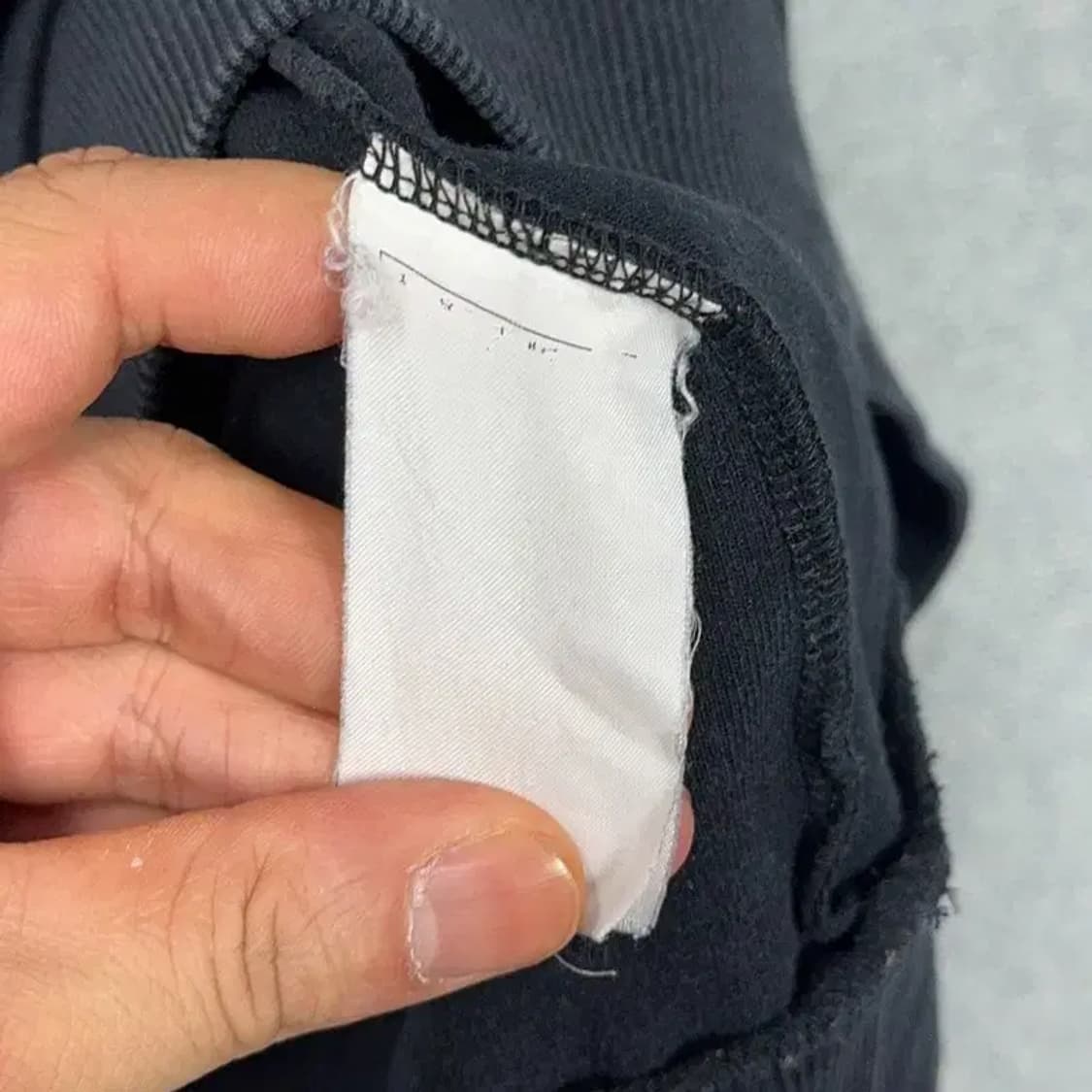 아디다스 블랙 삼선 완장 맨투맨 100 상품이미지4