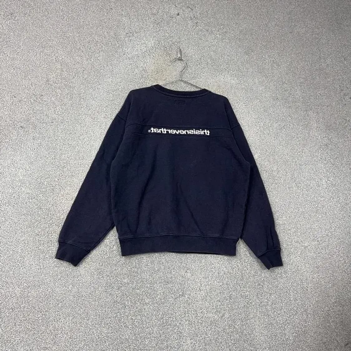 디스이즈네버댓 스펠로고 네이비 스웻셔츠 맨투맨 L 상품이미지2