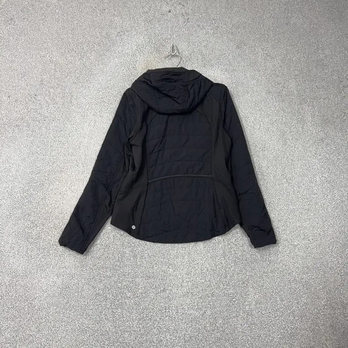 룰루레몬 여성 후드 경량 패딩 자켓 M 상품이미지2