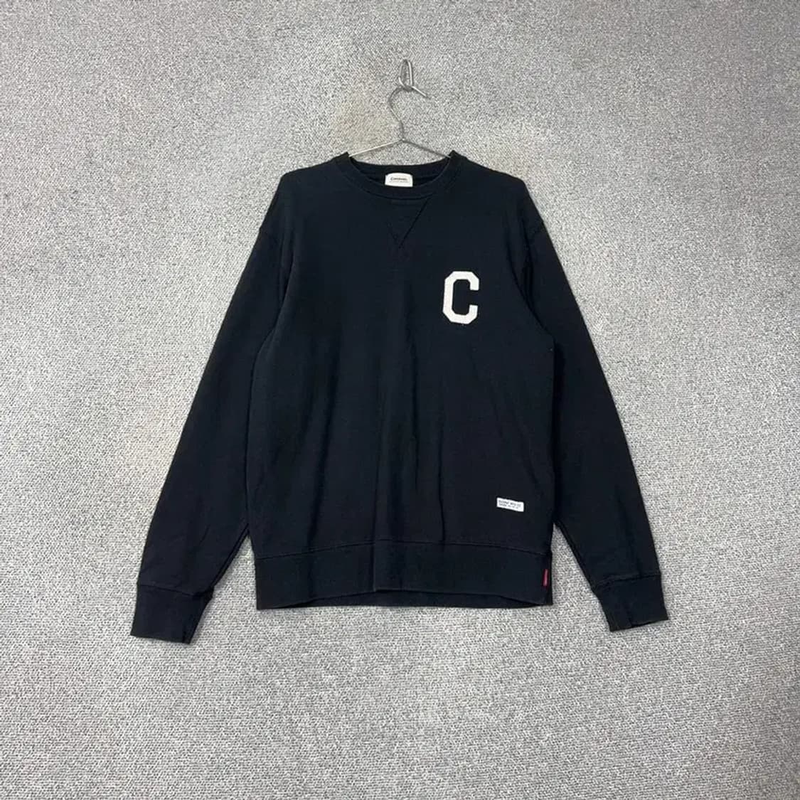 커버낫 로고 블랙 맨투맨 L 상품이미지1