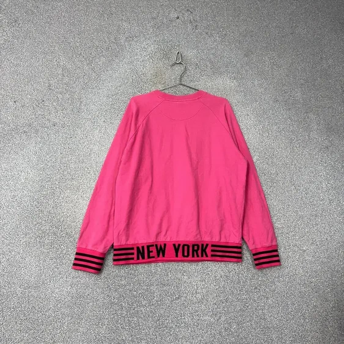 MLB 뉴욕양키즈 핫핑크 단가라 맨투맨 100 상품이미지2