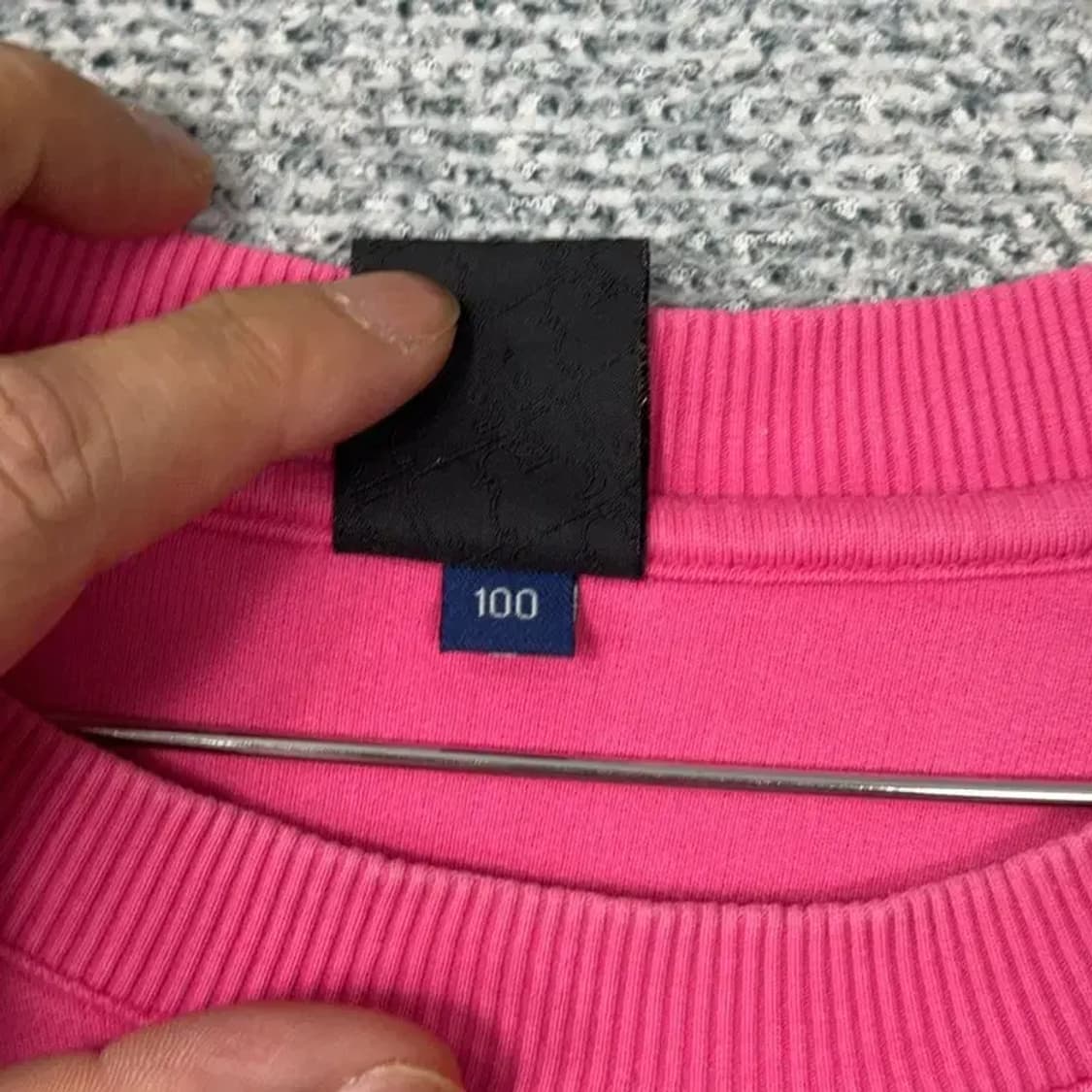 MLB 뉴욕양키즈 핫핑크 단가라 맨투맨 100 상품이미지4