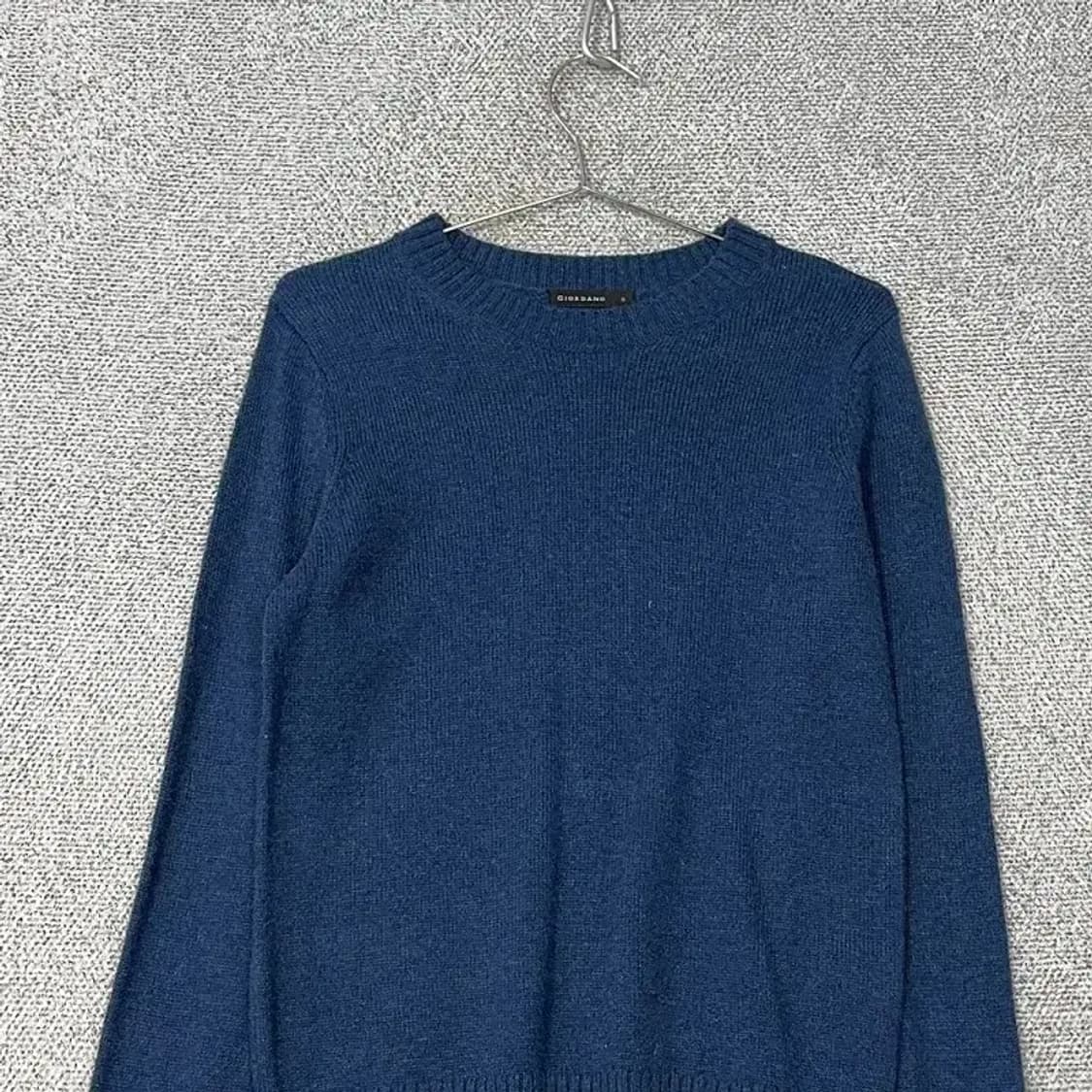 지오다노 캐주얼 네이비 니트 S 상품이미지3