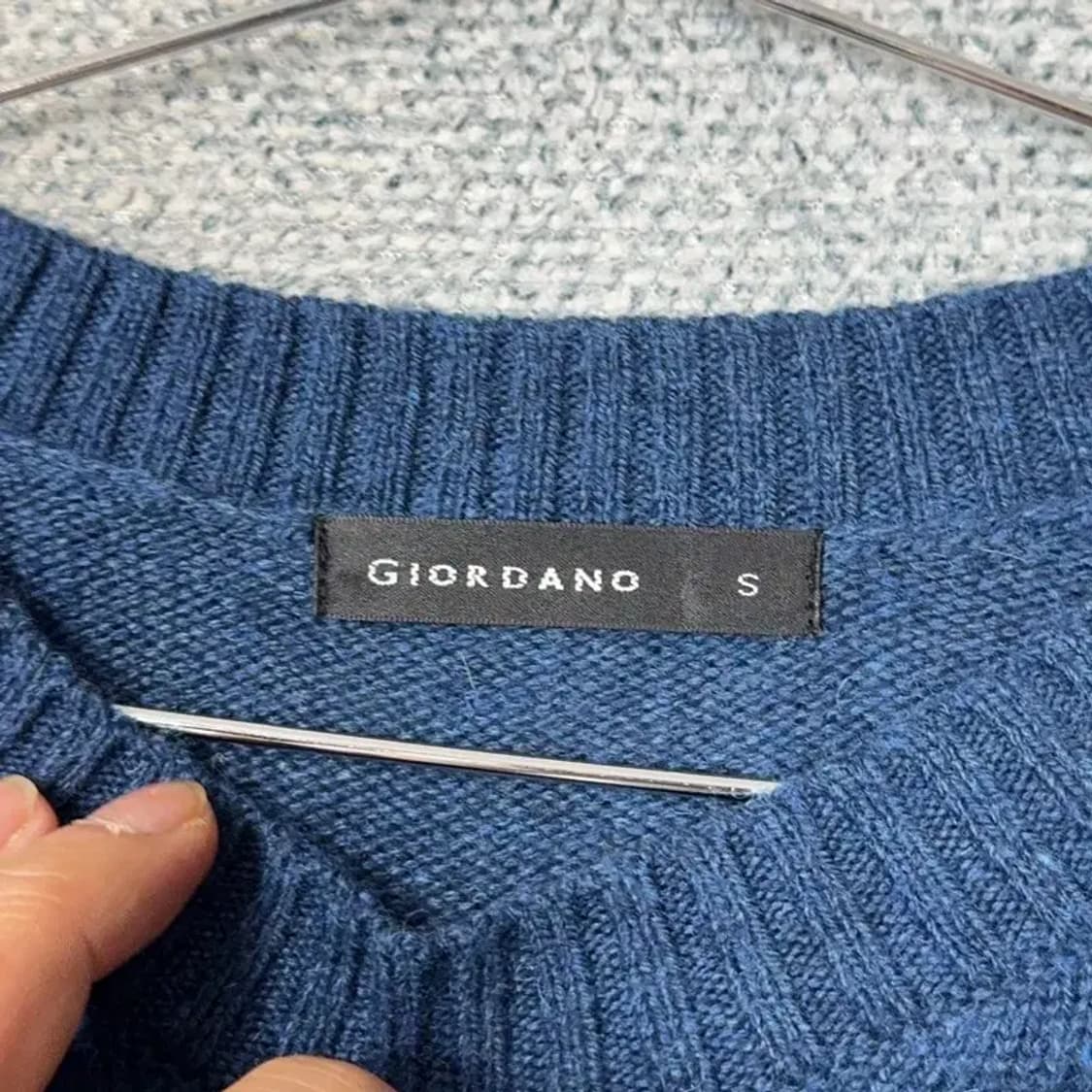 지오다노 캐주얼 네이비 니트 S 상품이미지5