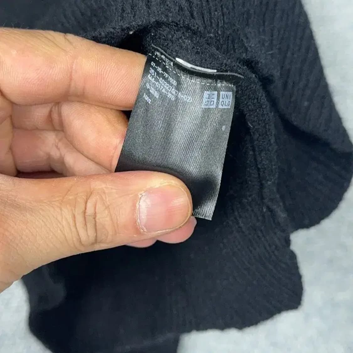 유니클로 JW앤더슨 여성 블랙 니트 XS 상품이미지6