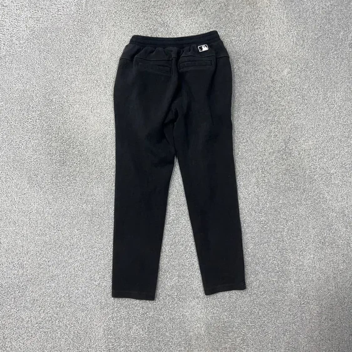 MLB 뉴욕양키즈 블랙 트레이닝 팬츠 XS 상품이미지2