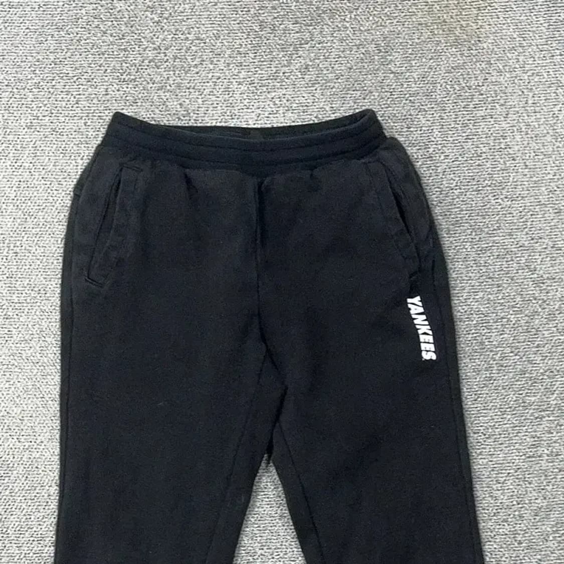 MLB 뉴욕양키즈 블랙 트레이닝 팬츠 XS 상품이미지3