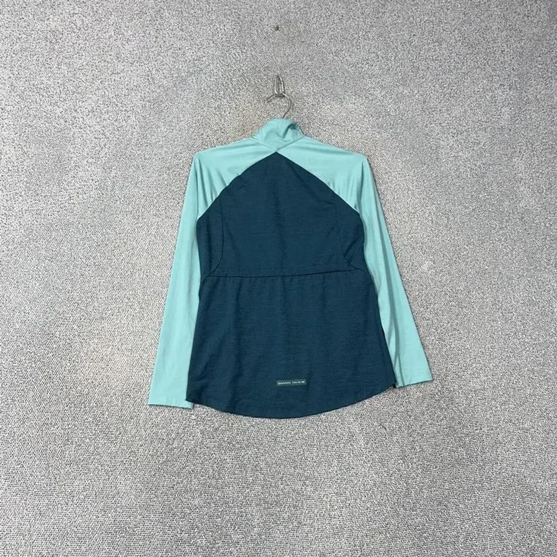 데상트 여성 블루 투톤 기능성 운동 집업 저지 S 상품이미지2