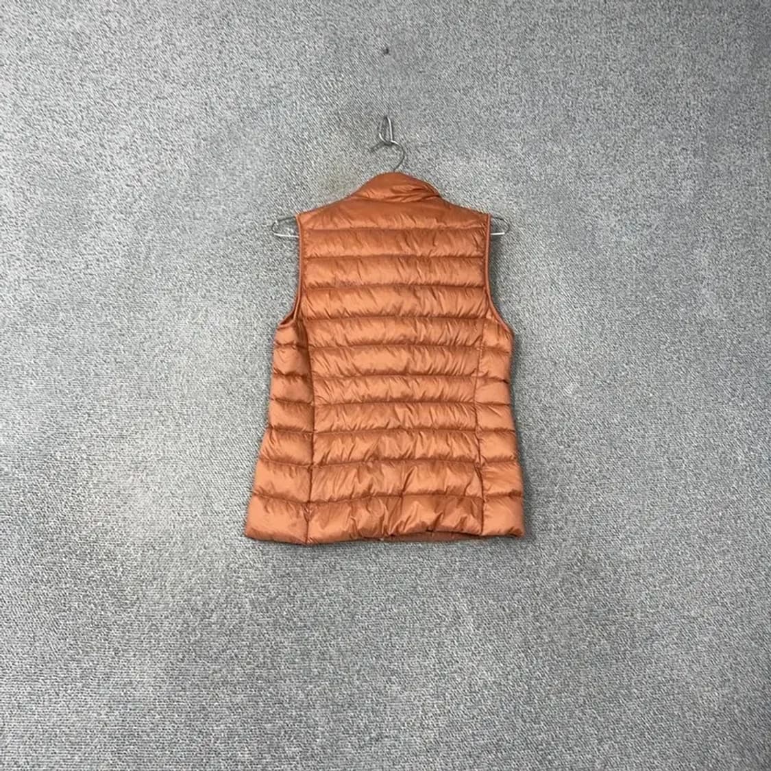 유니클로 코랄 패딩 조끼 M 상품이미지2