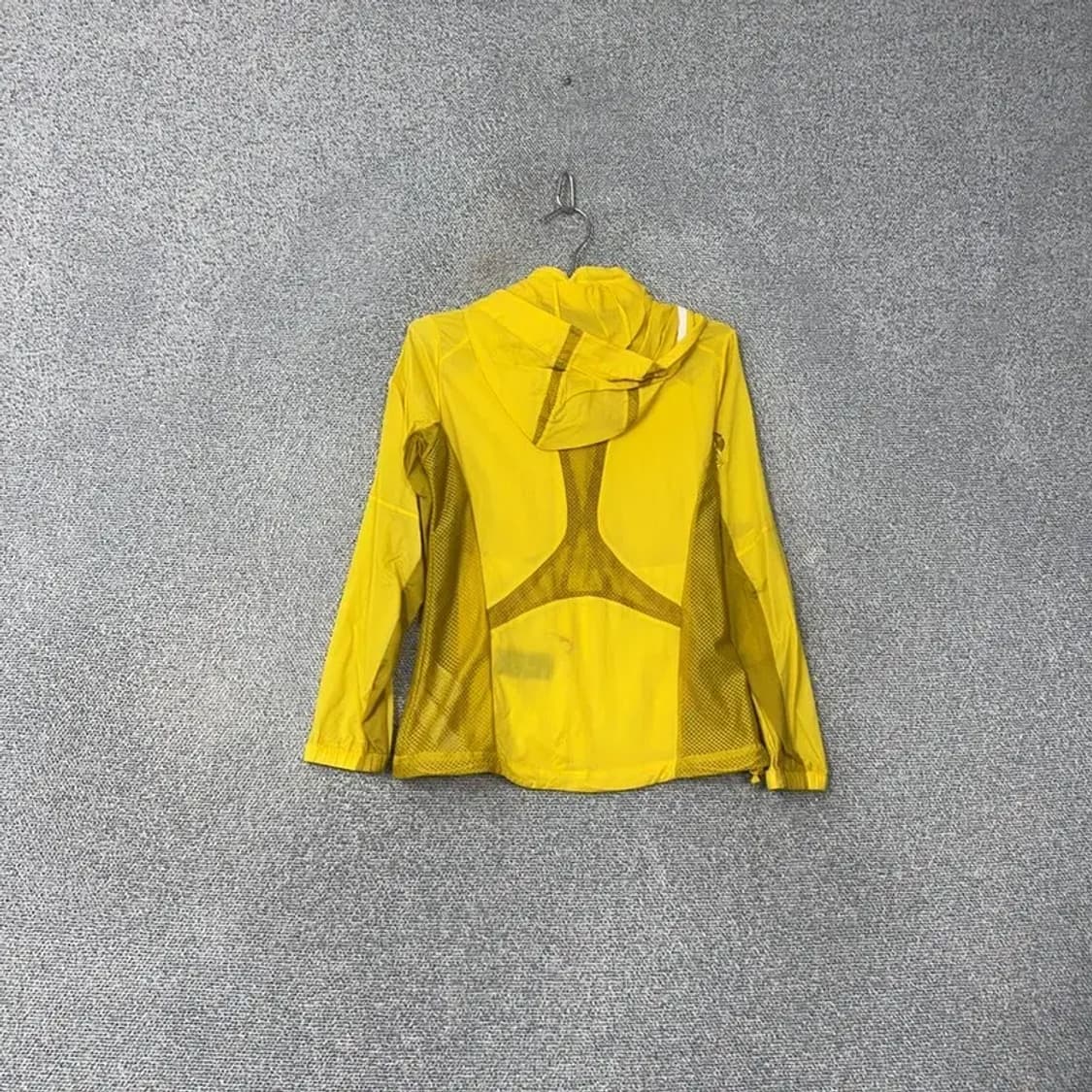 네파 여성 등산 옐로우 바람막이 90 상품이미지2
