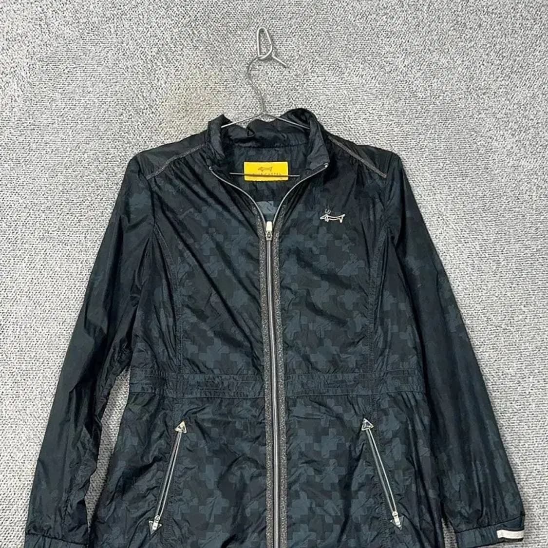 루이까스텔 여성 골프 네이비 패턴 바람막이 코트 95 상품이미지3