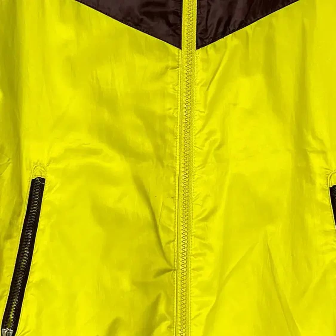 나이키 형광 포인트 로고 여성 기능성 바람막이 XL 상품이미지5