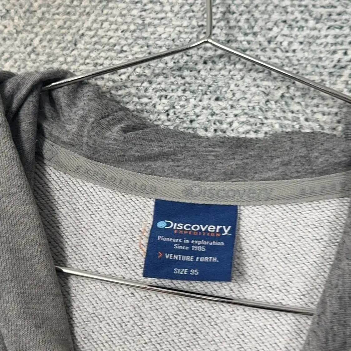 디스커버리 프린팅 로고 그레이 후드티 95 상품이미지3