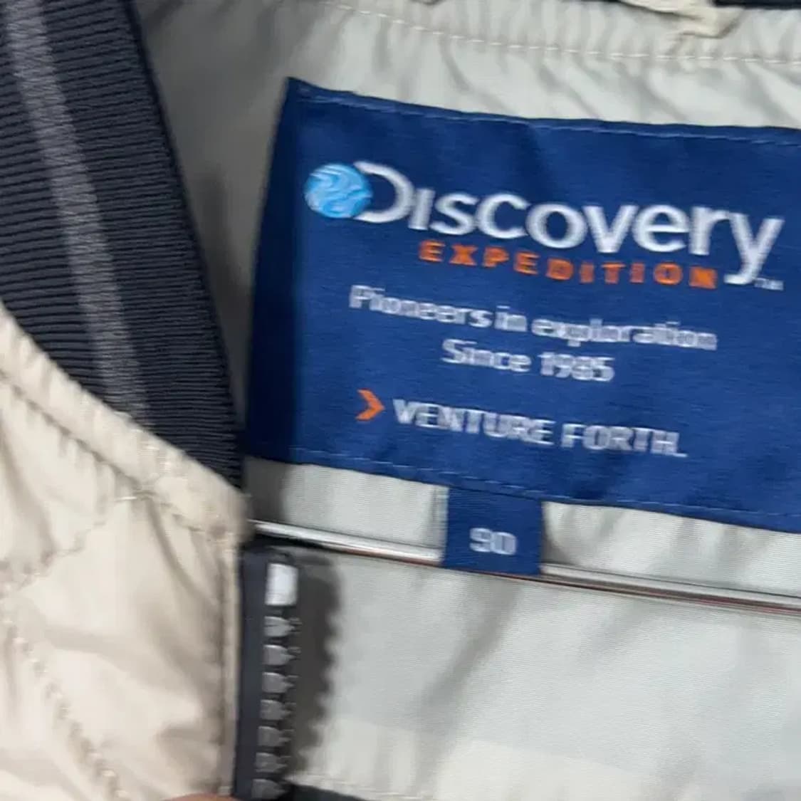 디스커버리 베이지 로고 블루종 퀄딩 경량 점퍼 자켓 90 상품이미지3