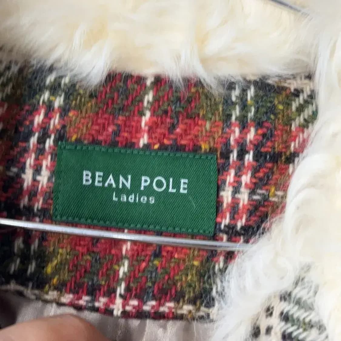 빈폴 여성 클래식 레드 체크 양털 쉐르파 자켓 95 상품이미지3