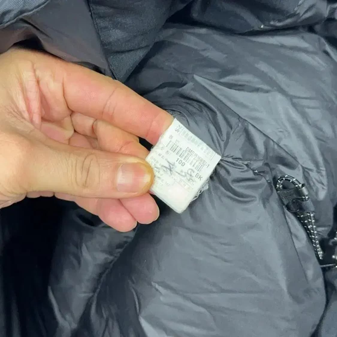 디스커버리 마젤란 블랙 패딩 100 상품이미지4