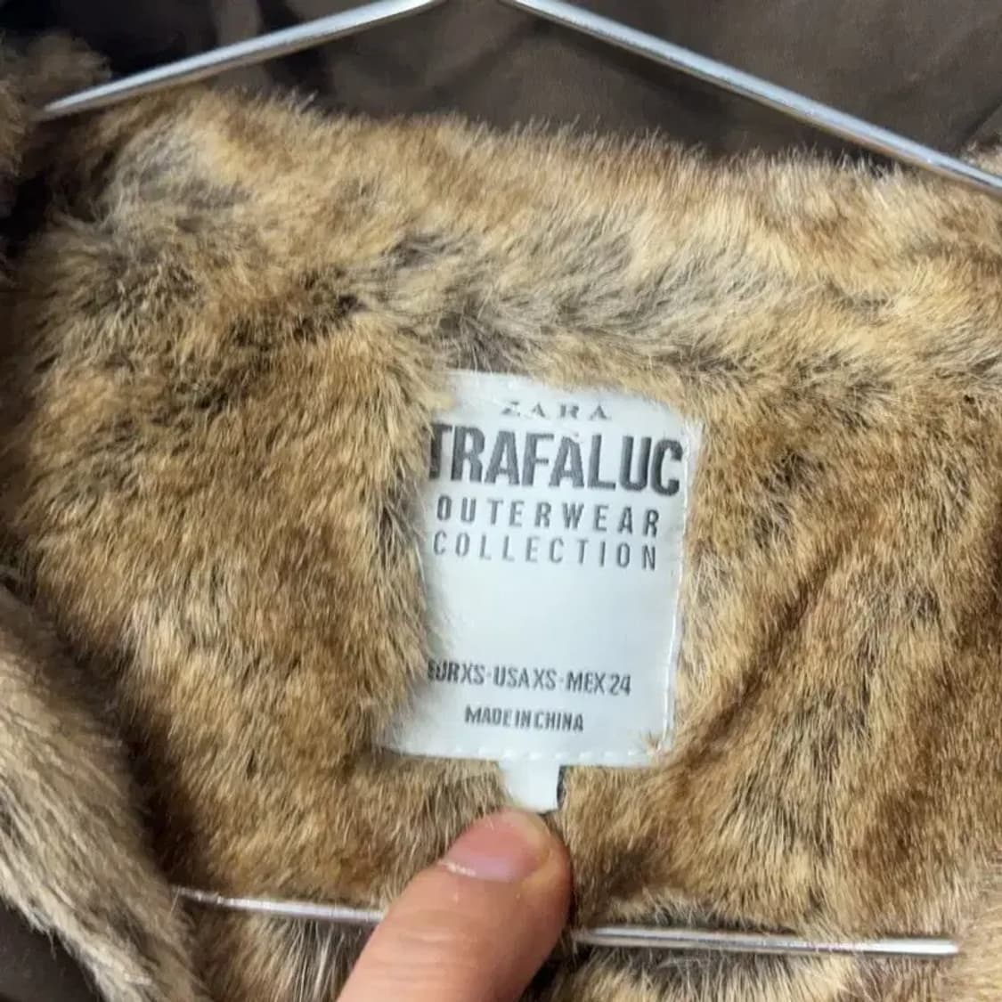 자라 브라운 퍼 패딩 XS 상품이미지3