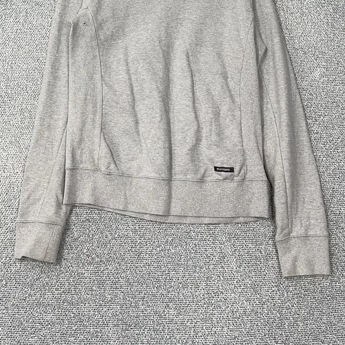 지프 라이트 그레이 심플 로고 맨투맨 90 상품이미지4