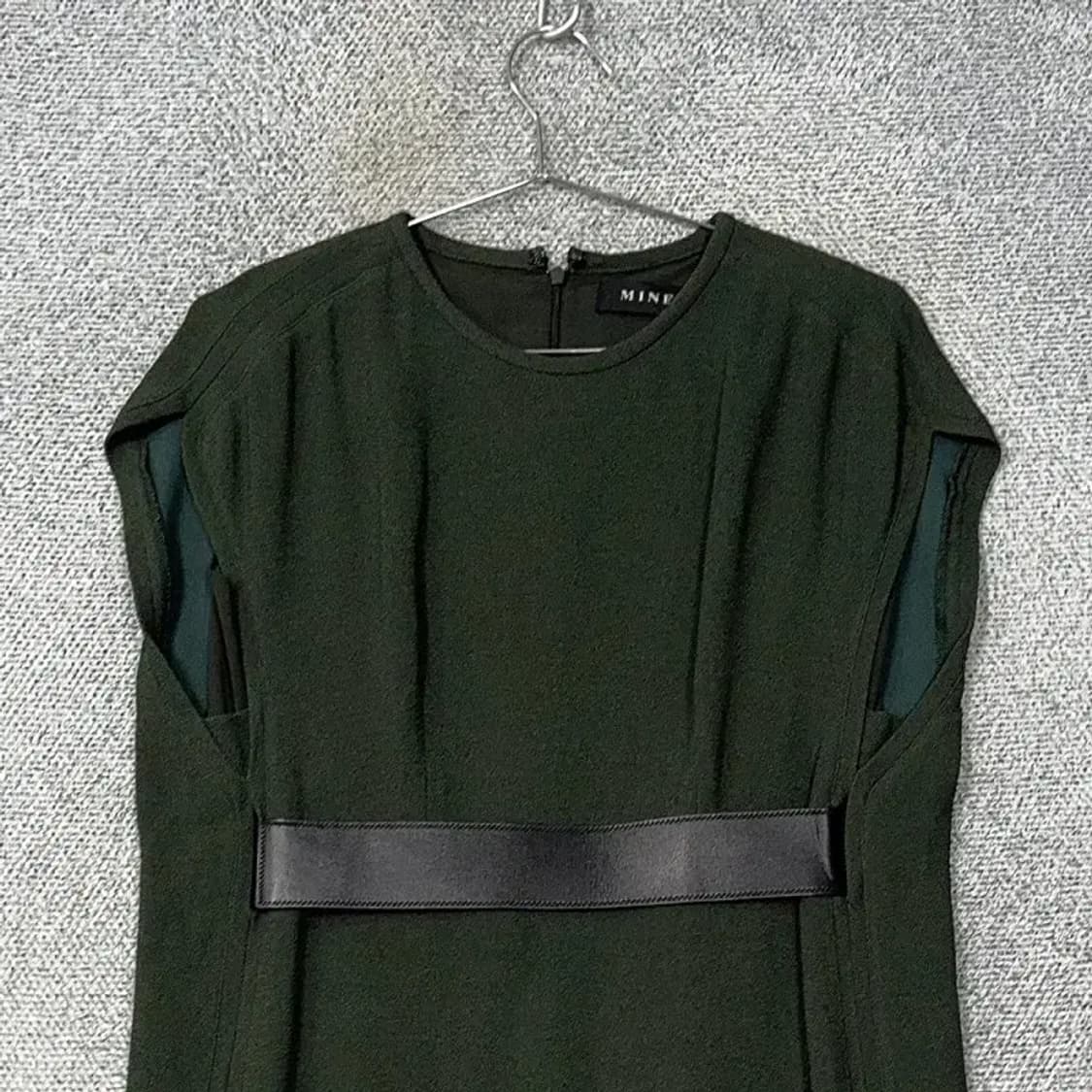 한섬 마인 레이온 카키 원피스 82-94-160 상품이미지3