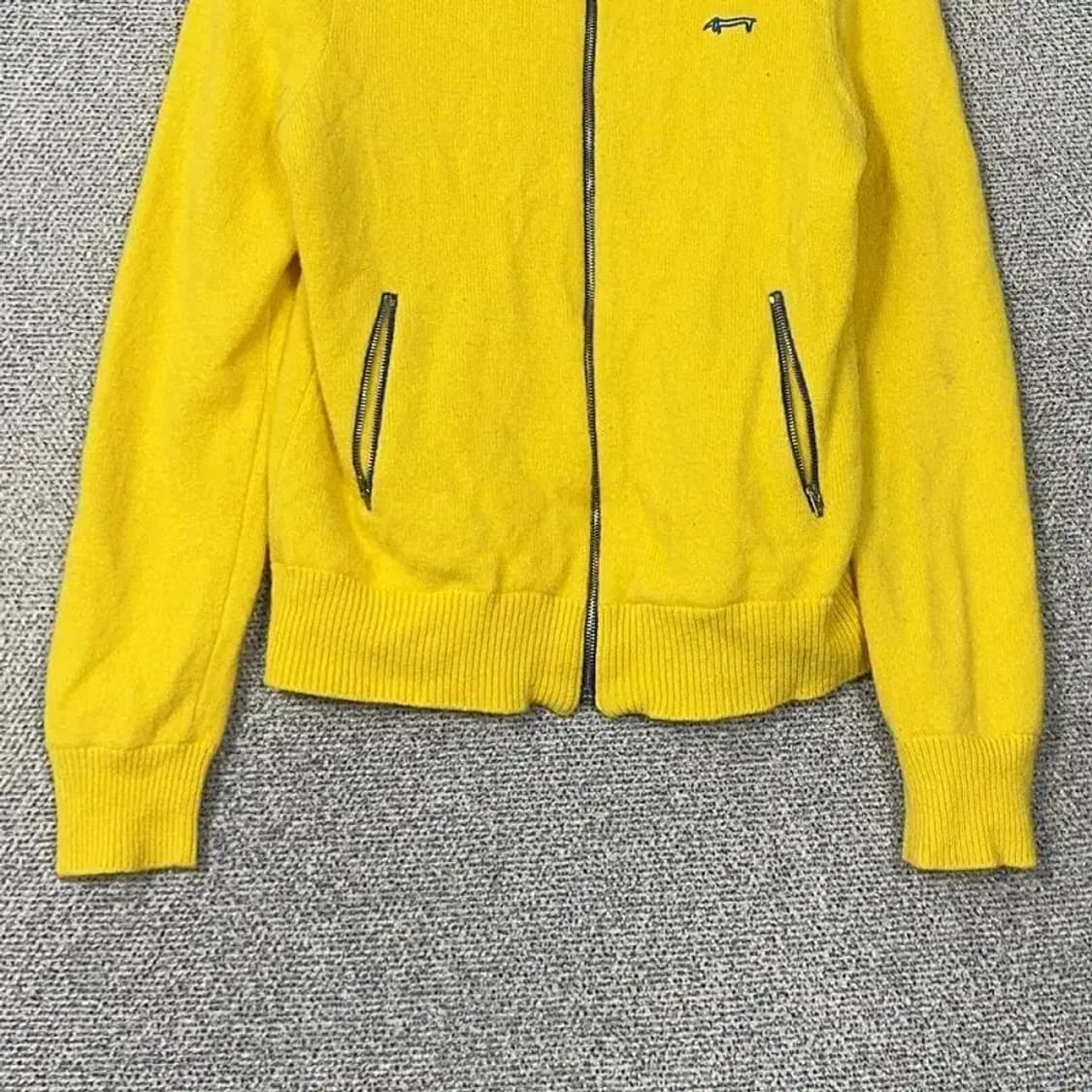 루이까스텔 로고 옐로우 여성 골프 니트 집업 100 상품이미지4