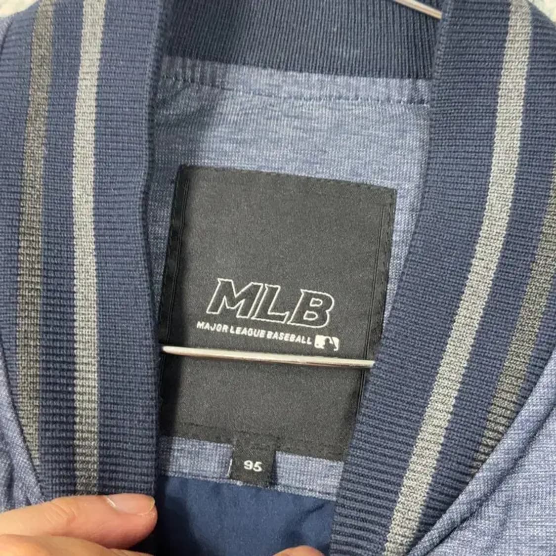 MLB 패치 로고 네이비 경량 조끼 95 상품이미지5