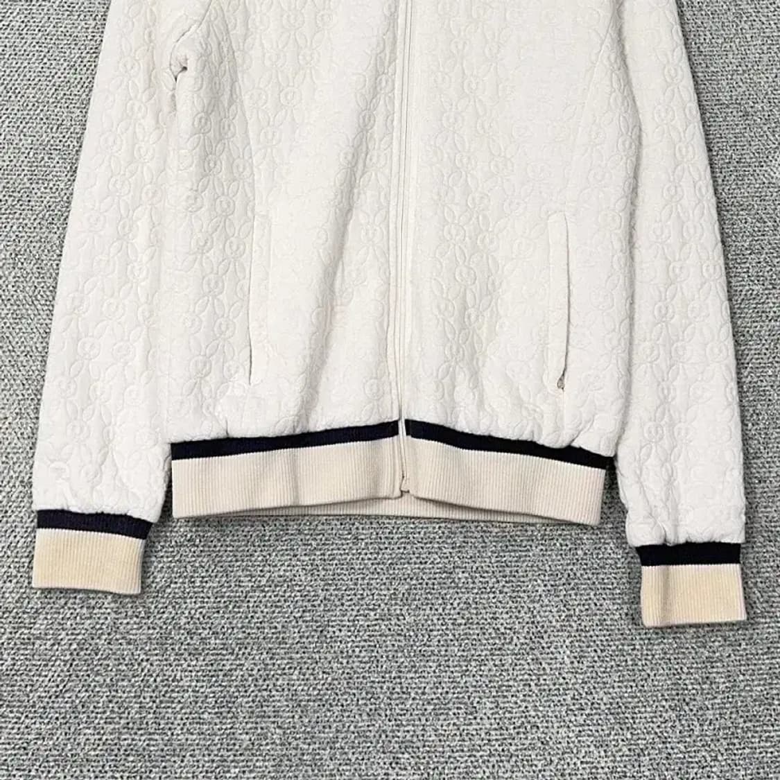 파리게이츠 골프 여성 화이트 니트 집업 1사이즈 상품이미지4