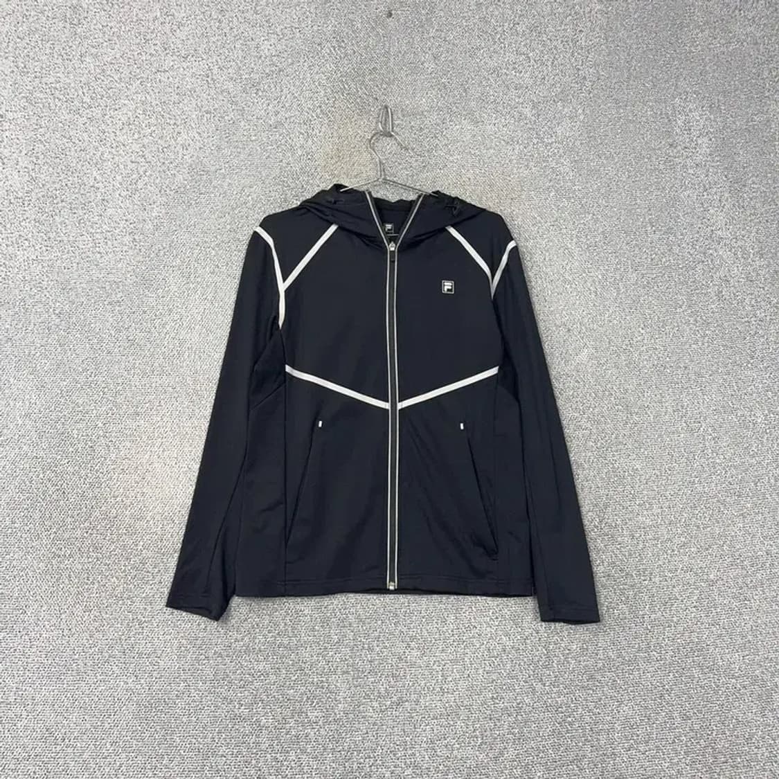 휠라 로고 남성 기능성 운동 후드집업 95 상품이미지1