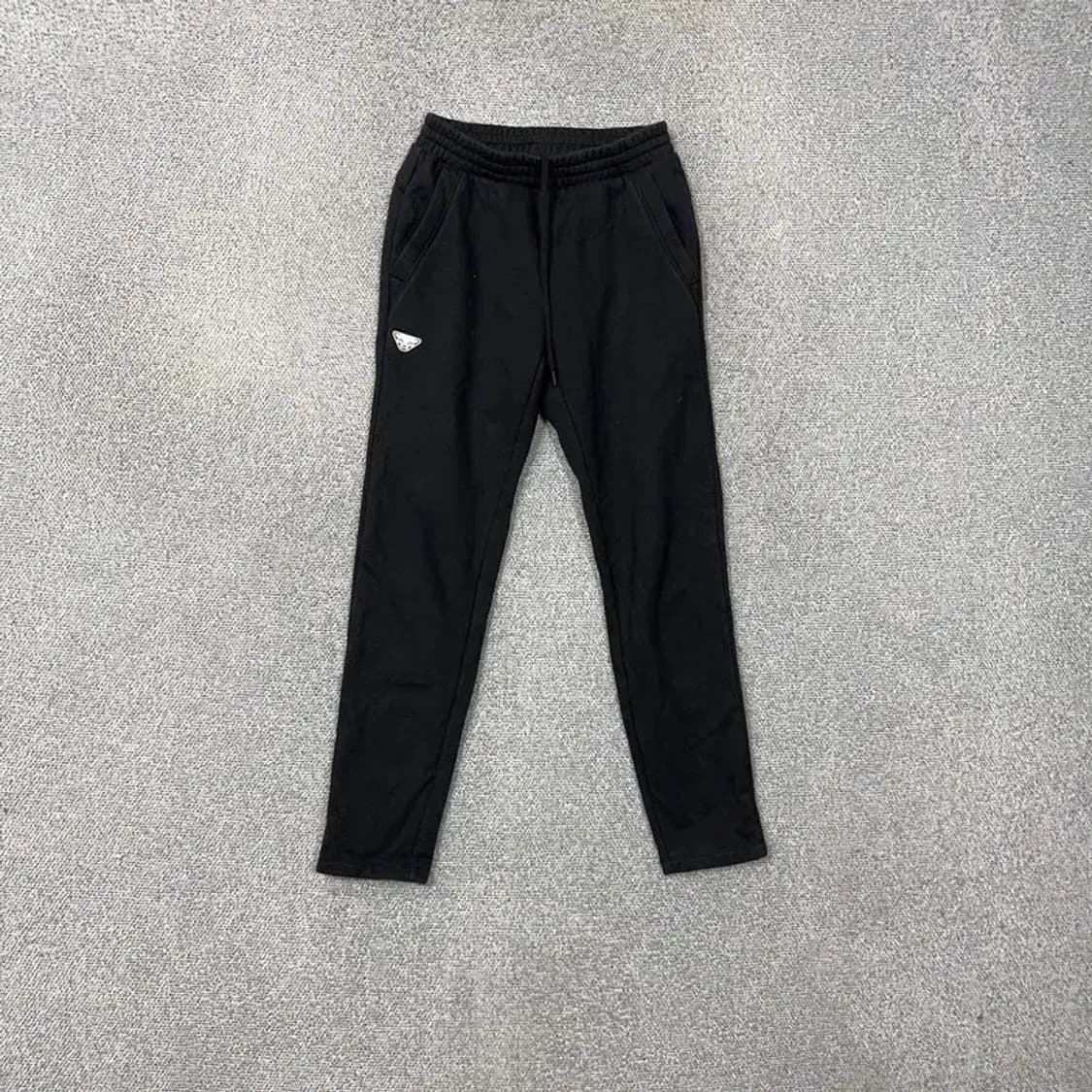 다이나핏 로고 기능성 블랙 팬츠 S 상품이미지1