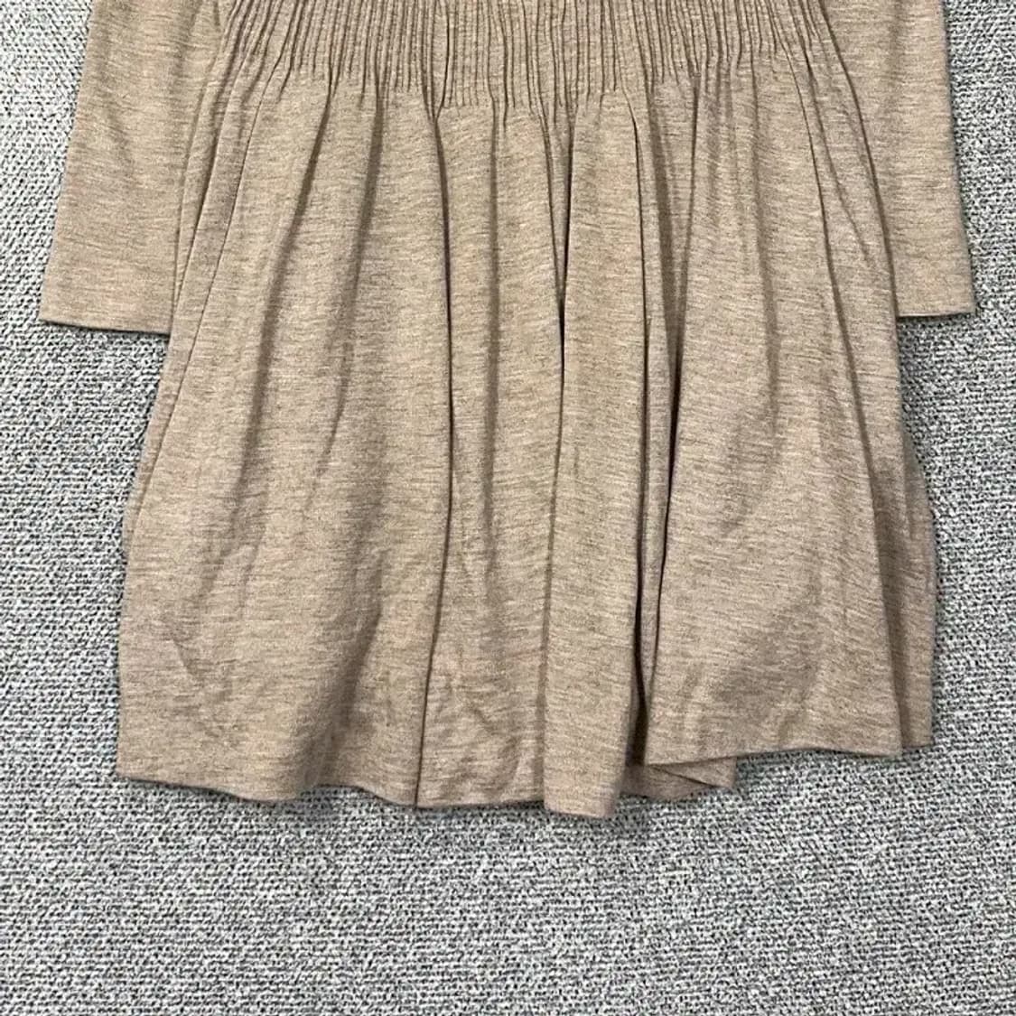 미샤 베이지 울 원피스 85-97-160 상품이미지4