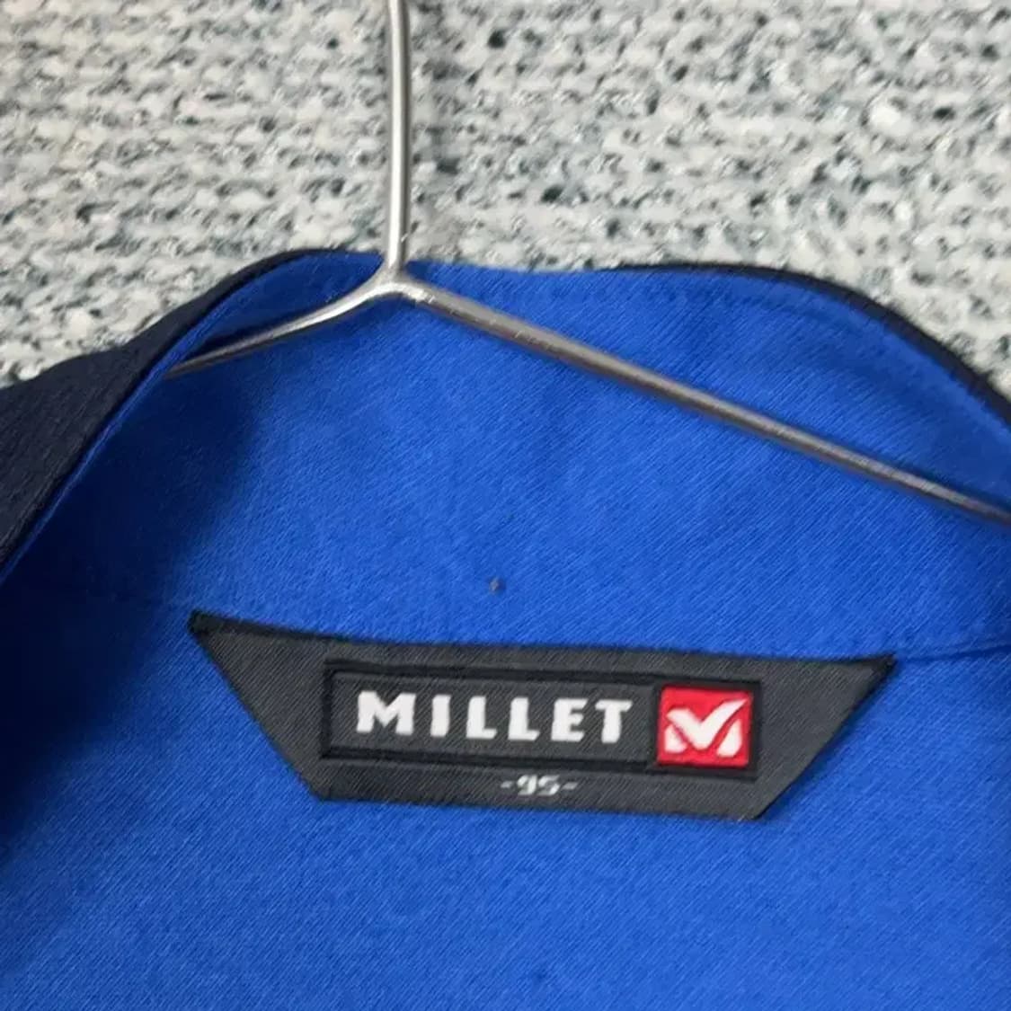 밀레 블루 로고 기능성 반집업 운동 긴팔티 95 상품이미지3