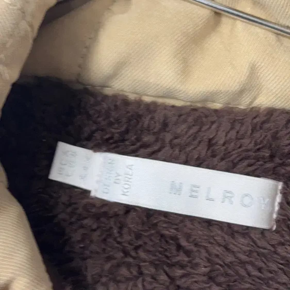 멜로이 베이지 퀄팅 캐주얼 포켓 조끼 상품이미지6