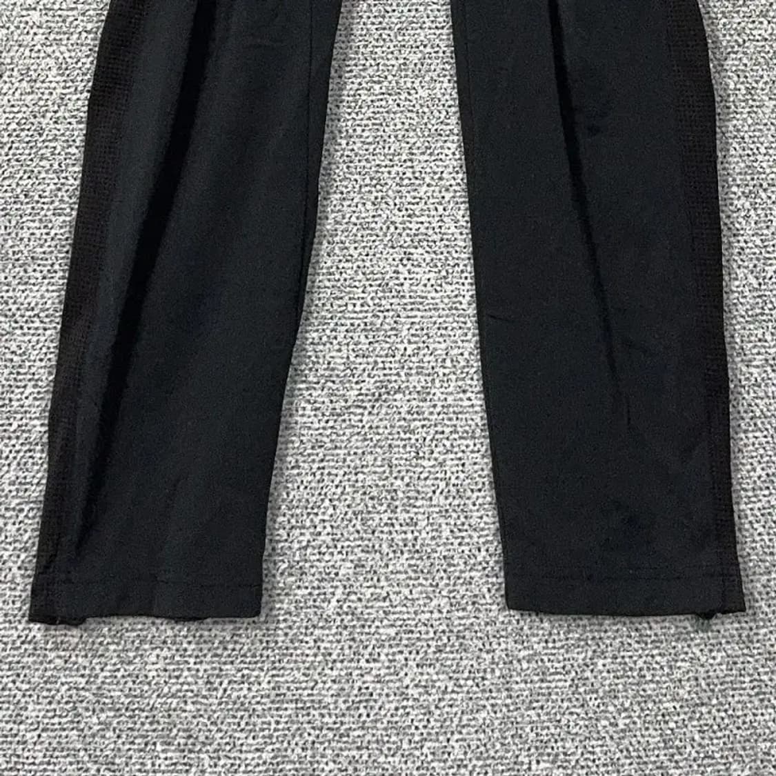 뉴발란스 블랙 로고 여성 기능성 트레이닝 팬츠 M 상품이미지5