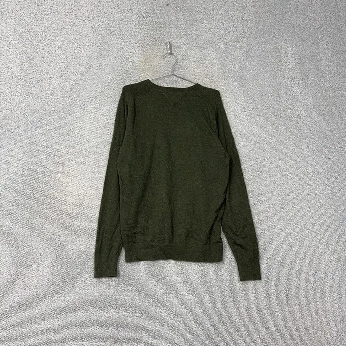 타미힐피거 캐주얼 카키 배색 남성 니트 L 상품이미지2