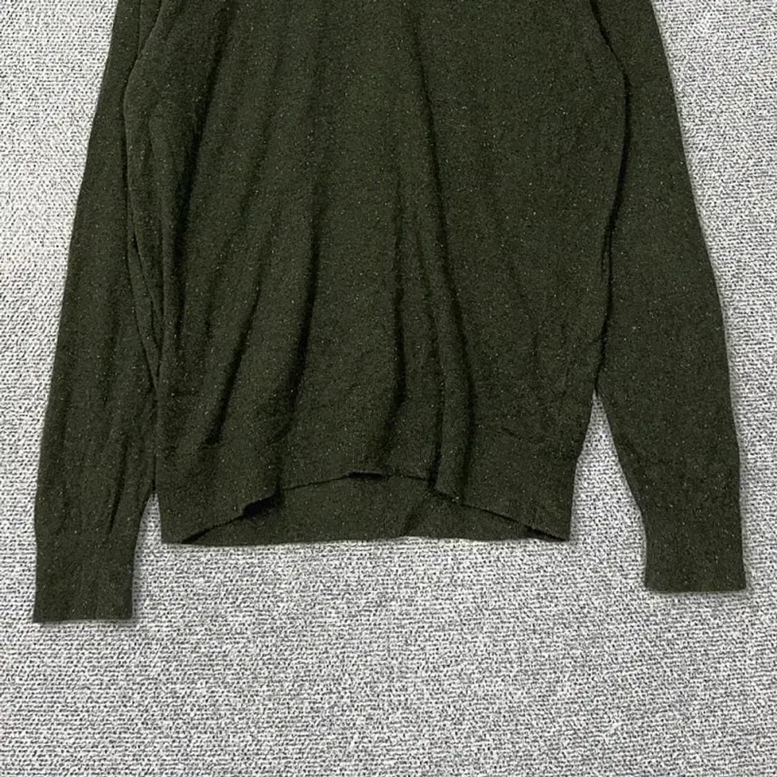 타미힐피거 캐주얼 카키 배색 남성 니트 L 상품이미지4