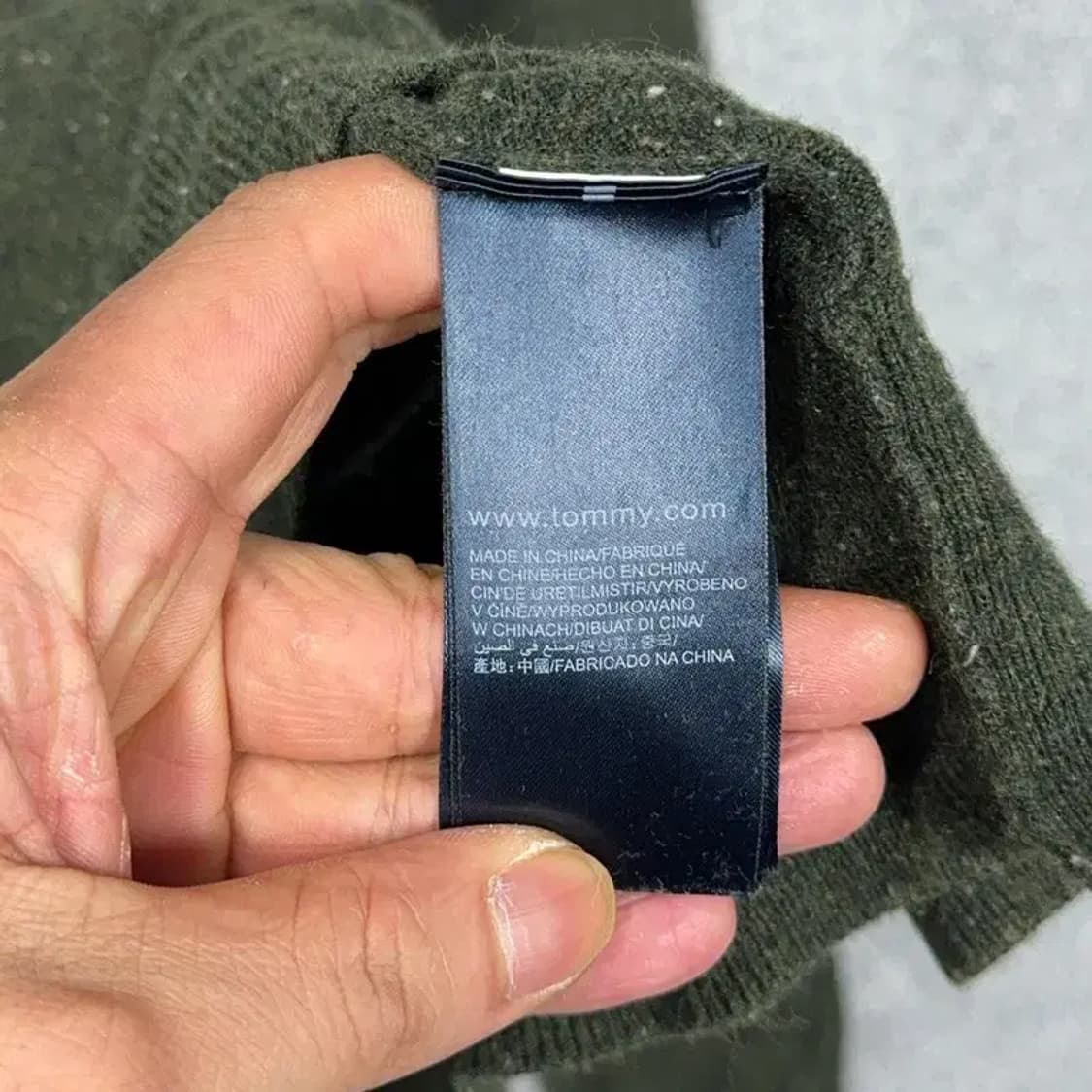 타미힐피거 캐주얼 카키 배색 남성 니트 L 상품이미지6